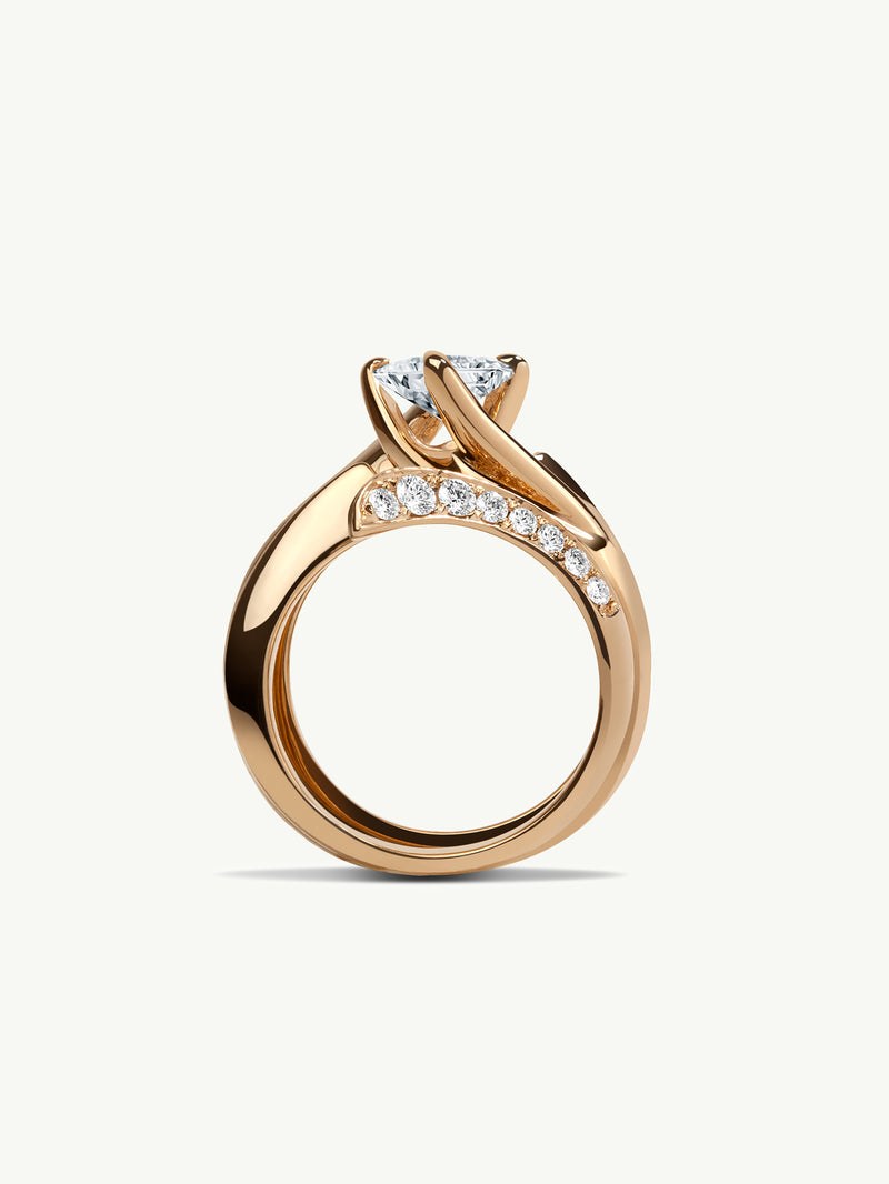 Pythia Twist Pavé Diamond Wedding Ring In 18K Yellow Gold - Image 3