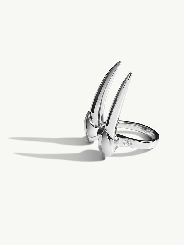 Damian Brevis Horn Talisman Ring In Sterling Silver